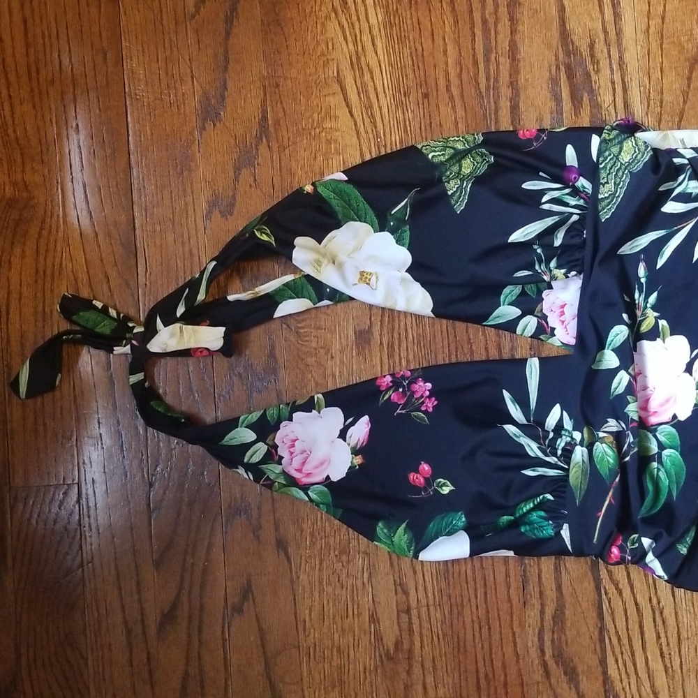 New Cupshe Bathing Suit - Picture 2 of 10